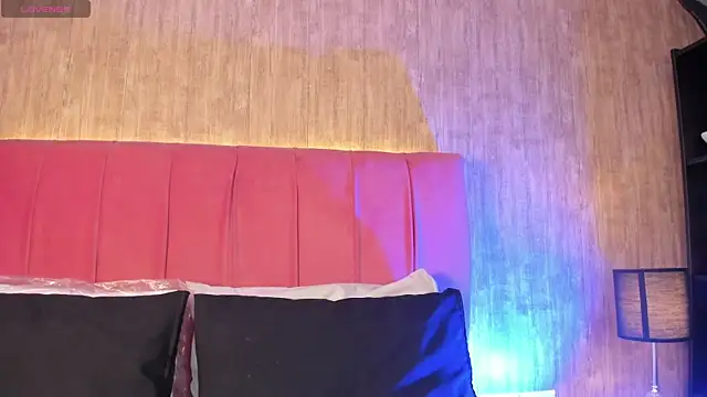 Kendra_kobein Chat XXX in diretta