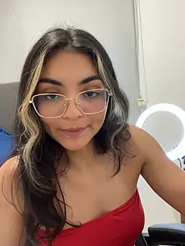 Cat2525: διαδικτυακό σόου στην κάμερα