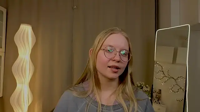 AlicaCohill Adlı Modelin Canlı XXX Sohbeti