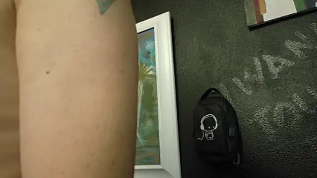 دردشة AQuickPhyx الجنسية المباشرة