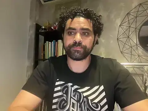 Royalpharaoh2: απευθείας συνομιλία ΧΧΧ