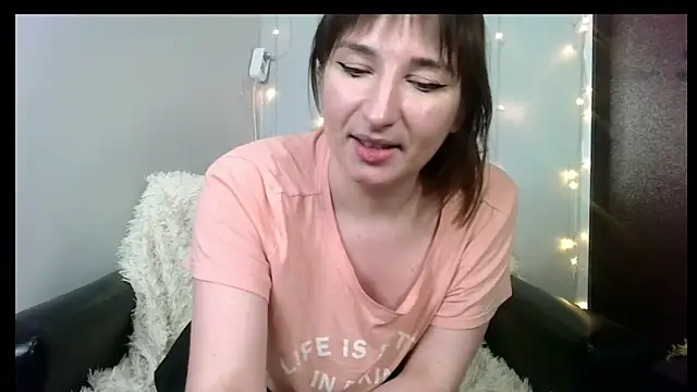 Živý XXX chat Birdie_Kiss