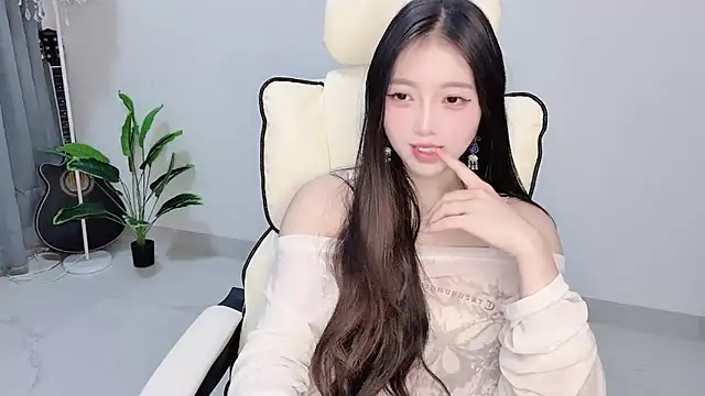 Yukiy8877 Pertunjukan Webcam