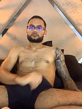 Show de KyleJoss30 na webcam