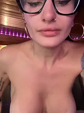 MissIvory95 Webcam show