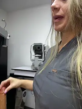 alicee16's Webcam Show