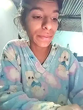 Ariell_Kieran Chat XXX in diretta