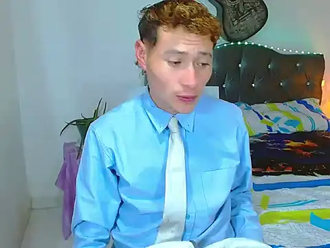 _Santi2n Live XXX chat