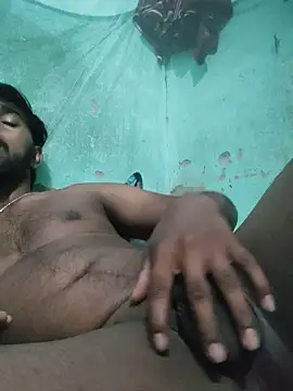 Desiblackk webcam show