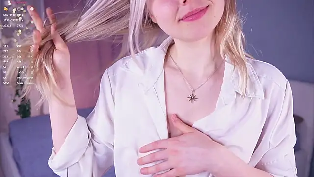 AccaCroyleのウェブカメラショー