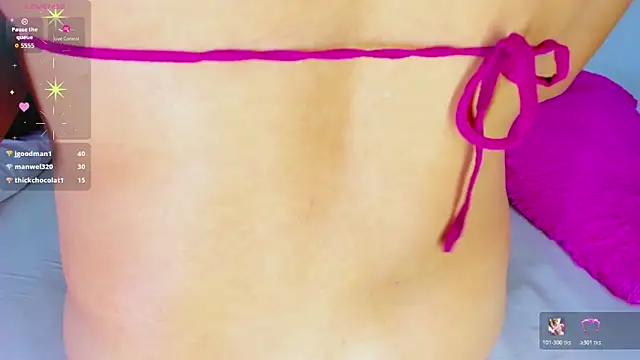 Danaa_moore_ Show in webcam