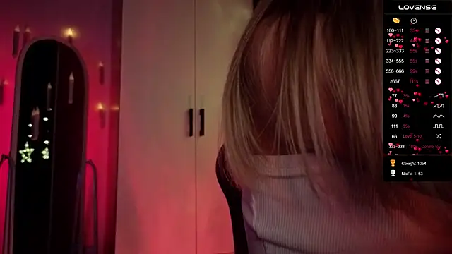 Nestyzz Adlı Modelin Canlı XXX Sohbeti