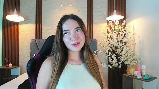 Chat +18 de Anissa_m_ ao vivo