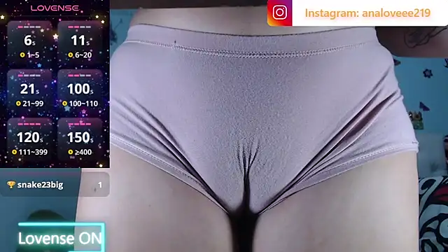 ana_studio's Live XXX Chat