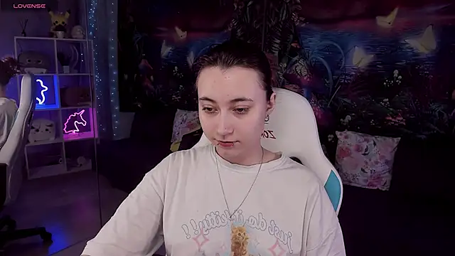 ClaraParks 现场XXX聊天