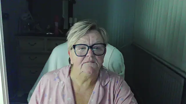 Онлайн чат XXX BridgetBlueEyes