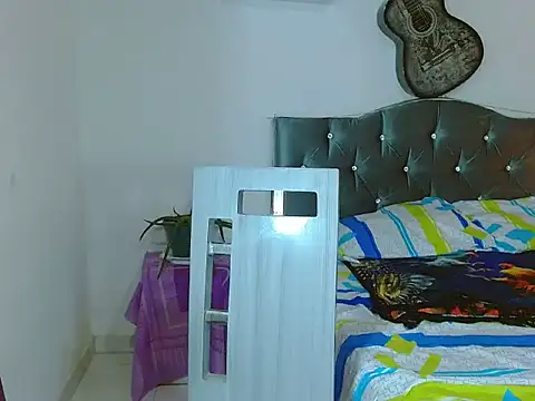 دردشة _Santi2 الجنسية المباشرة