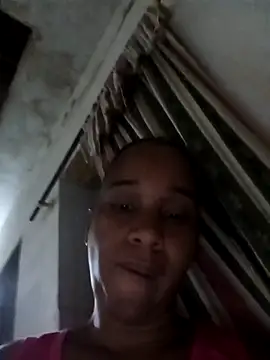 แชท XXX สดของ EbonyHorrny