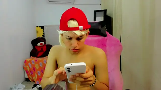 Chat XXX ao vivo de Top_and_bottom