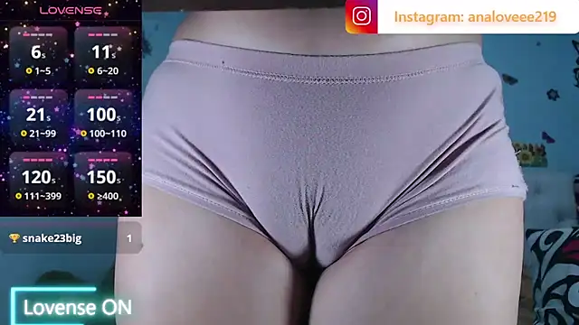 ana_studio's Live XXX Chat