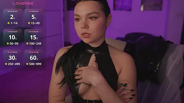 Dominatrix_AliceのライブXXXチャット