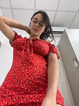 TeaseDollXXX's Webcam Show