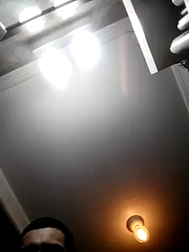 Caliente777666's Webcam Show