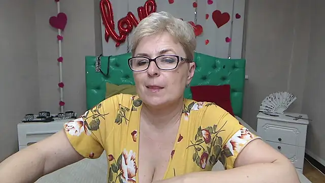 Živý XXX chat EmiliaGree