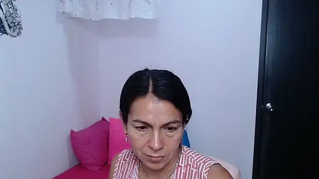 Živý XXX chat camilavargas_