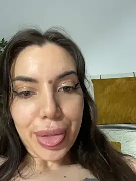 SabrinaDellyn Webcam show