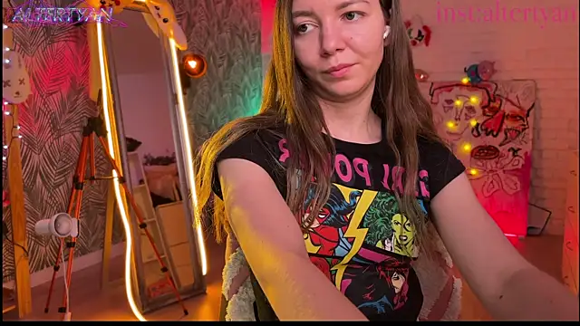 altertyan élő XXX-chatje