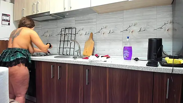 00ingrid: онлайн-секс-чат