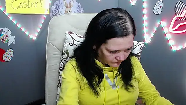 LauraFinn's Live XXX Chat