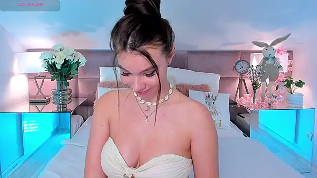 MiaMuse Live XXX Chat