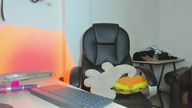 Živý XXX chat alma_fenix