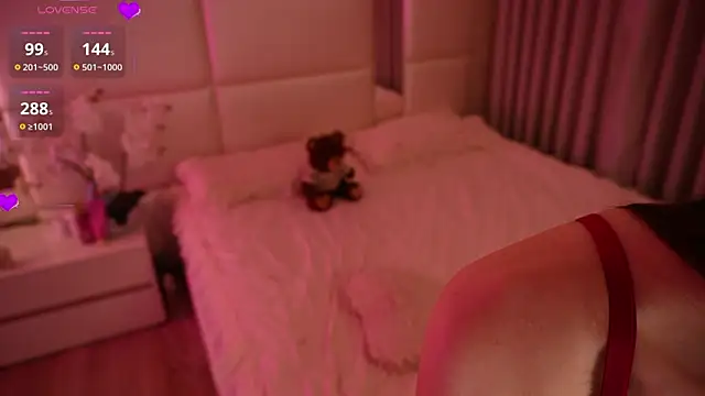 Lilly_Colins élő XXX-chatje