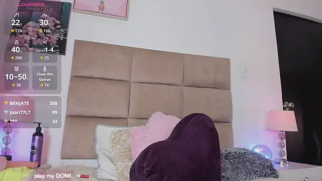 Chat +18 de ashleycurvyy ao vivo