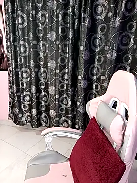 Chat +18 de Zulema_R1 ao vivo