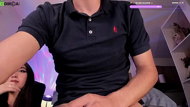 Mikeyvioleta_ élő XXX-chatje