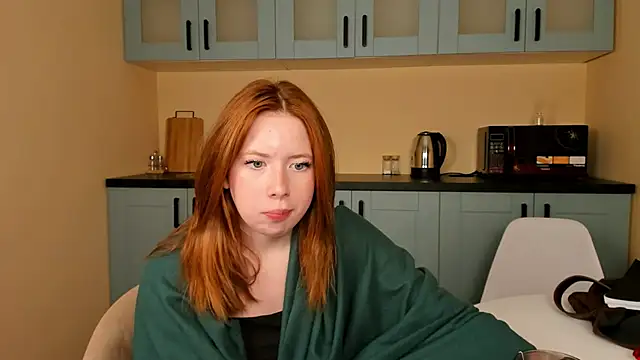 OhMyStella élő XXX-chatje