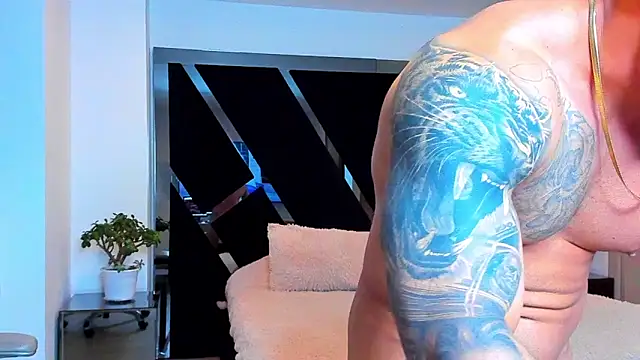 Raytorres Live XXX Chat