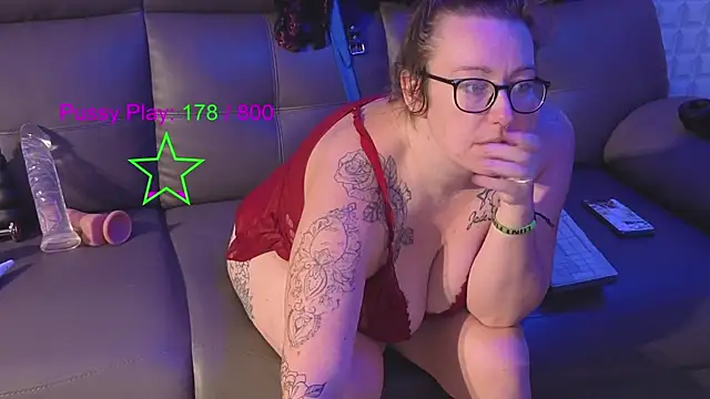 JadeStarUK's Live XXX Chat