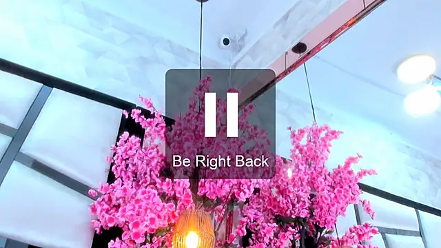 TessaCooper1 Adlı Modelin Canlı XXX Sohbeti