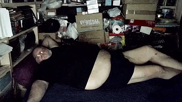 hadeszeuss2 Chat XXX in diretta