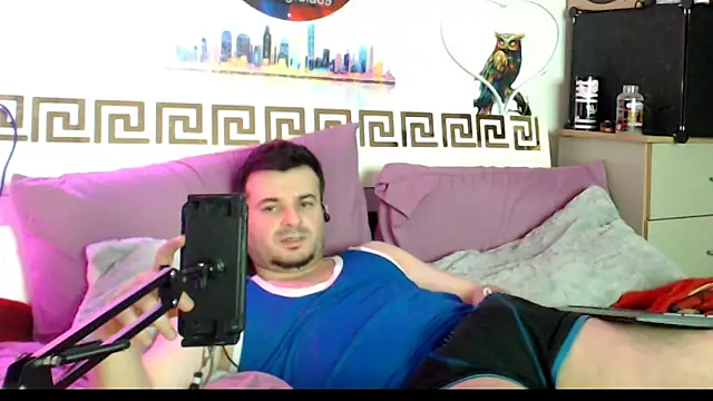 Chatroom XXX en direct de iuligruia69