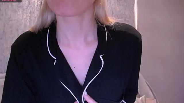 BlondieStar's Live XXX Chat