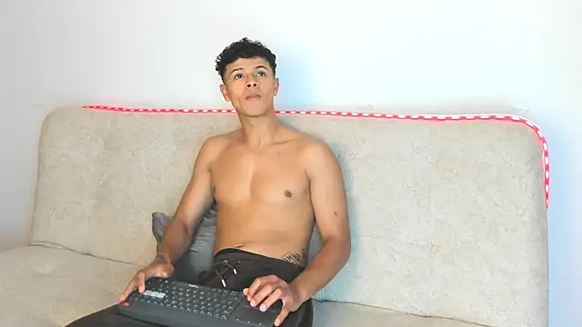 Chat XXX Live _Alex_Colton