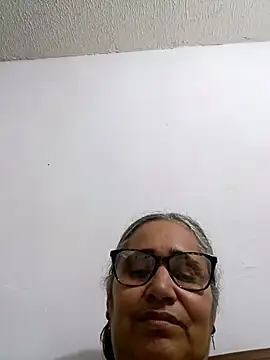 Chat +18 de _candi ao vivo