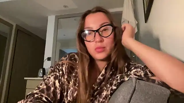 Kit_kata Live XXX-Chat