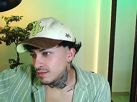 stevennavarro Live XXX Chat